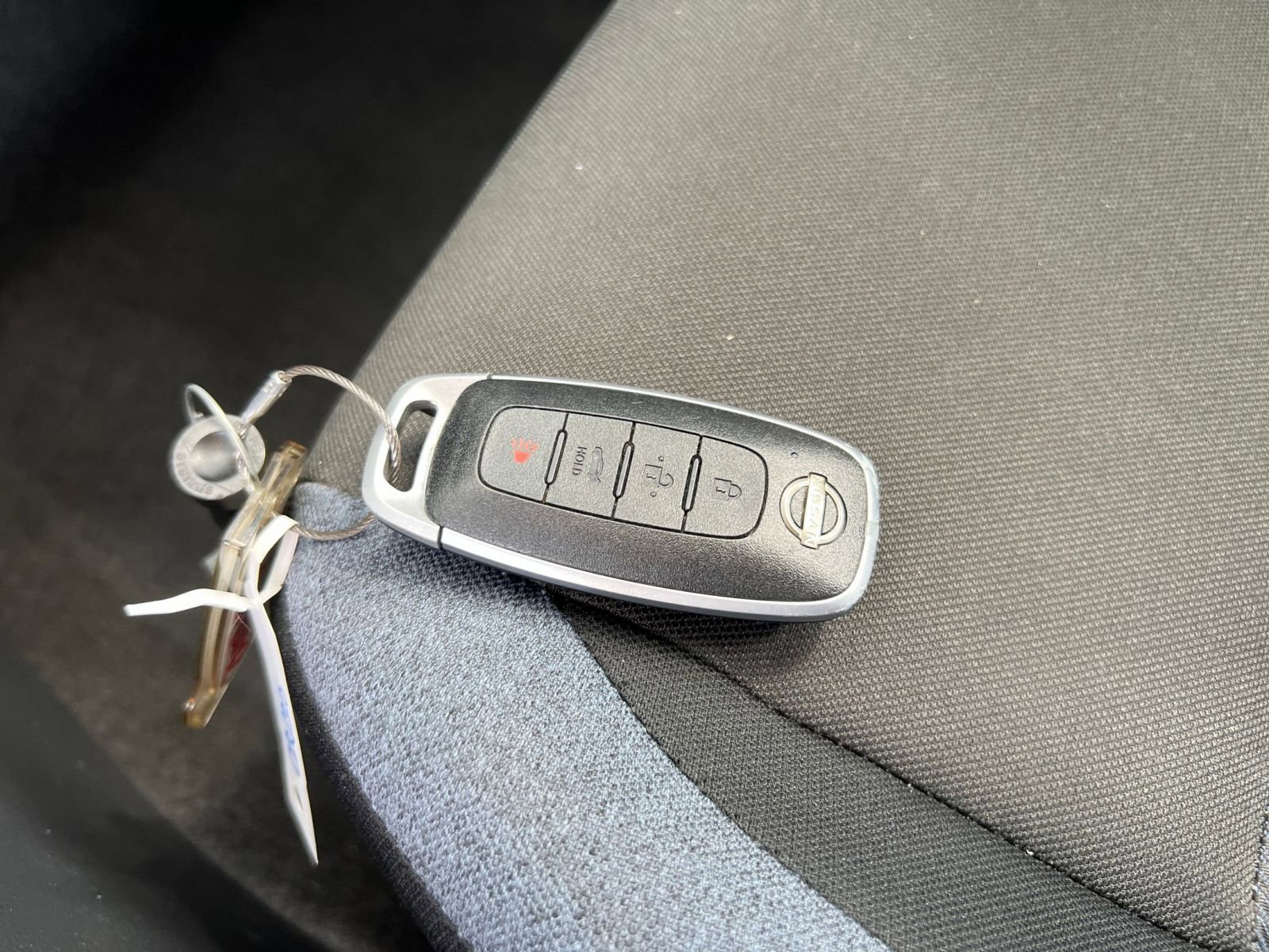 Used 2025 Nissan Versa SV FWD image 20
