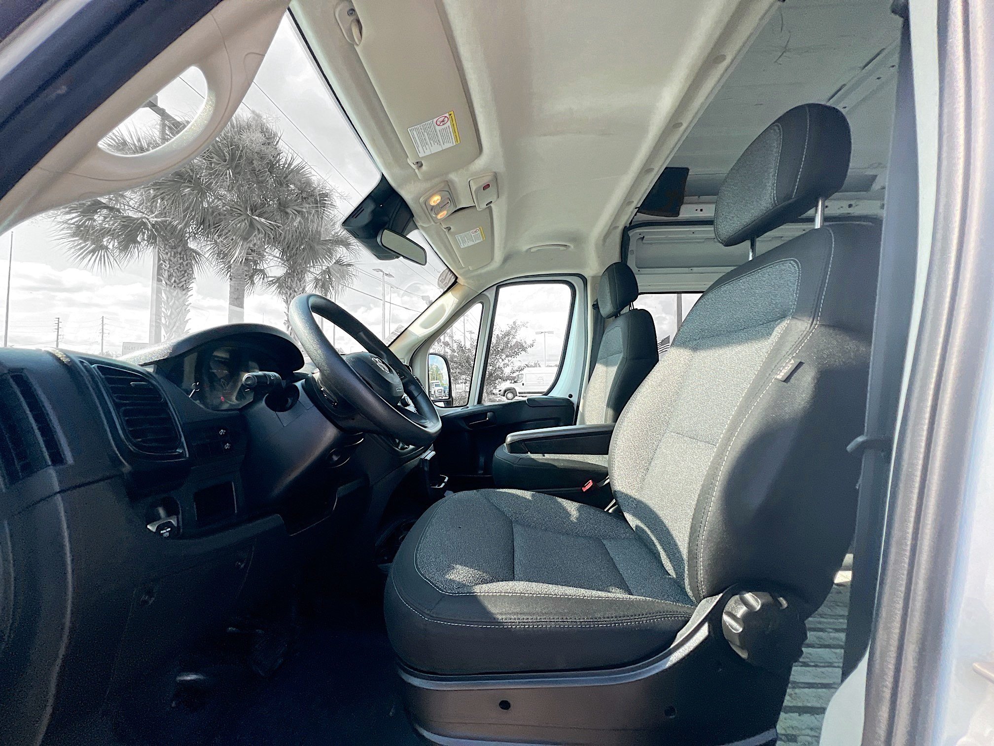 Used 2022 RAM ProMaster 3500 FWD image 14