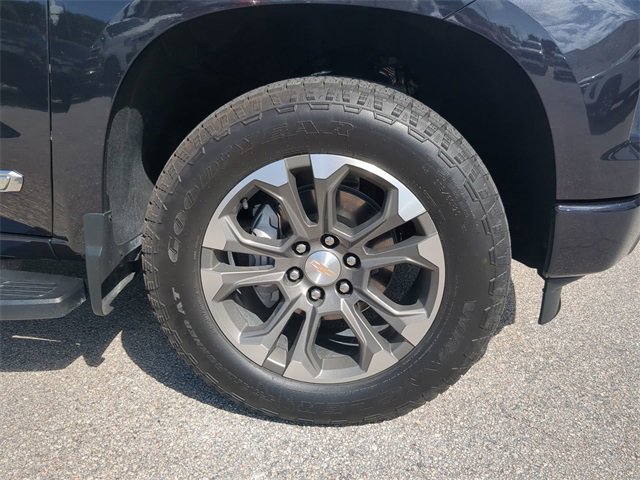 Certified 2024 Chevrolet Silverado 1500 High Country w/ Technology Package image 11