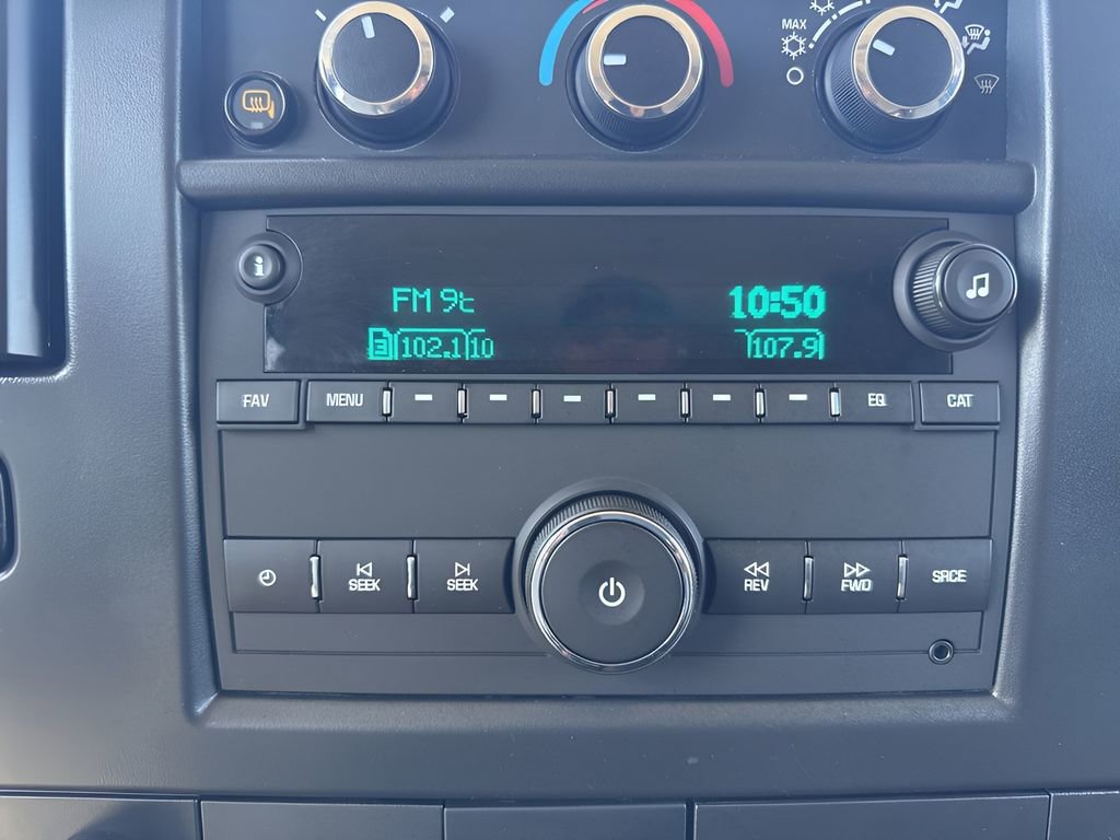 Used 2025 Chevrolet Express 3500 LT w/ LT Preferred Equipment Group RWD image 16