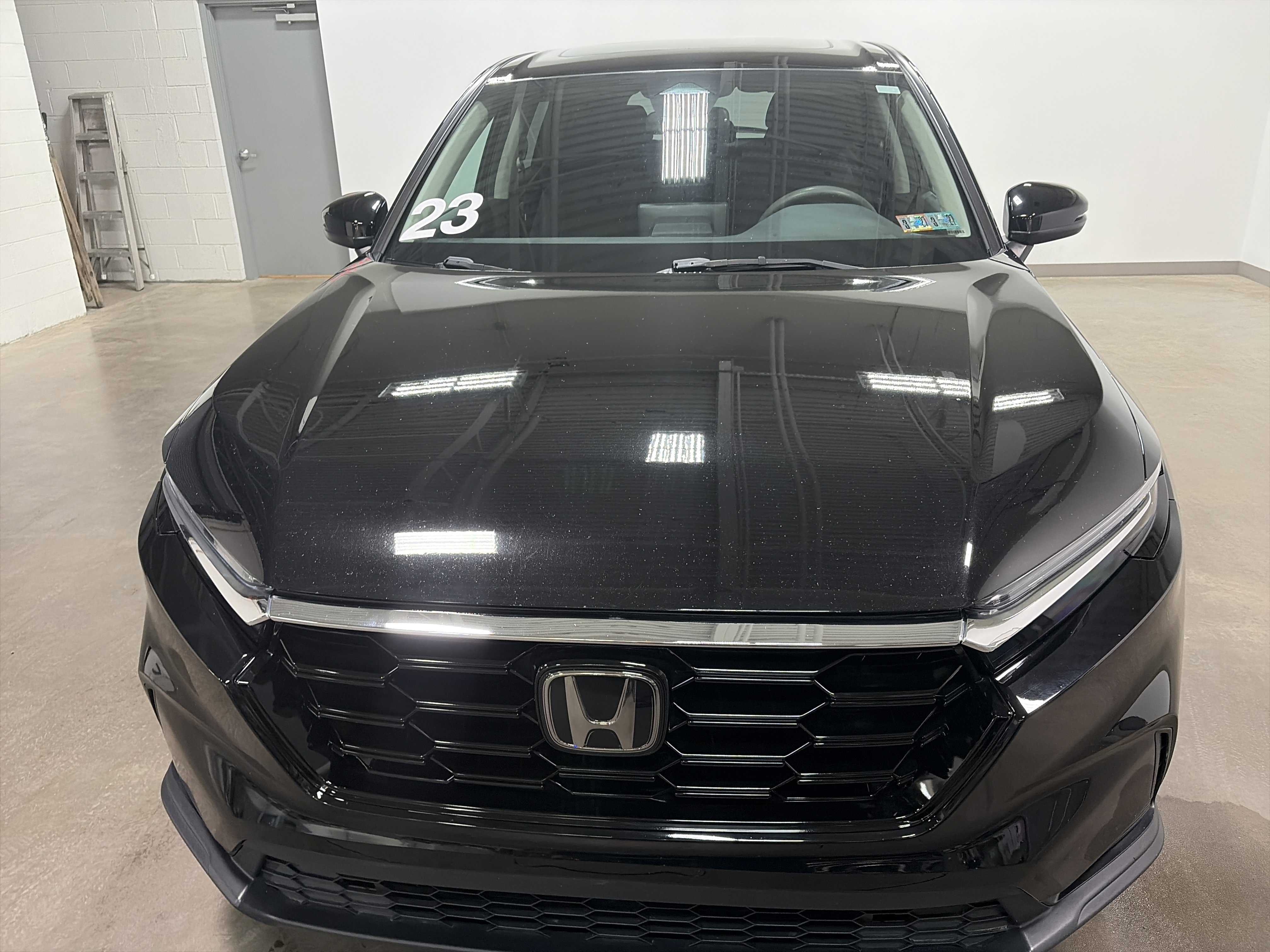 Used 2023 Honda CR-V EX image 7