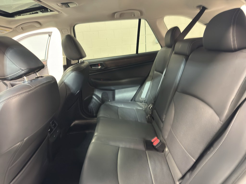 Used 2015 Subaru Outback 2.5i Limited image 30