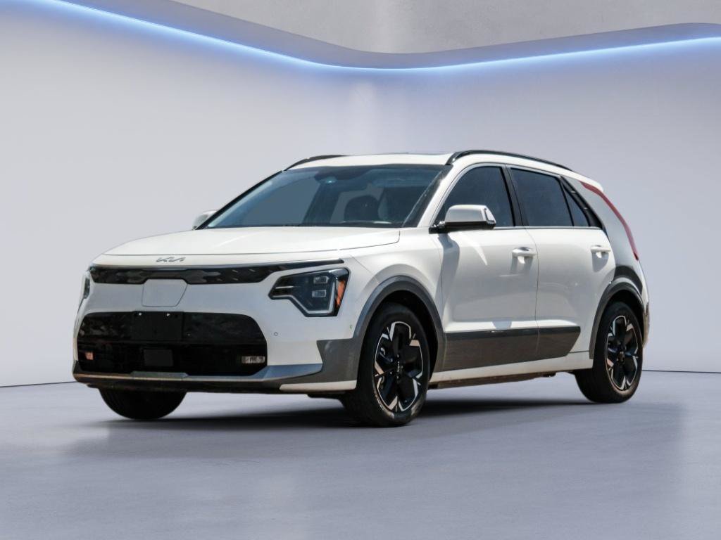 Used 2023 Kia Niro Wave FWD image 1