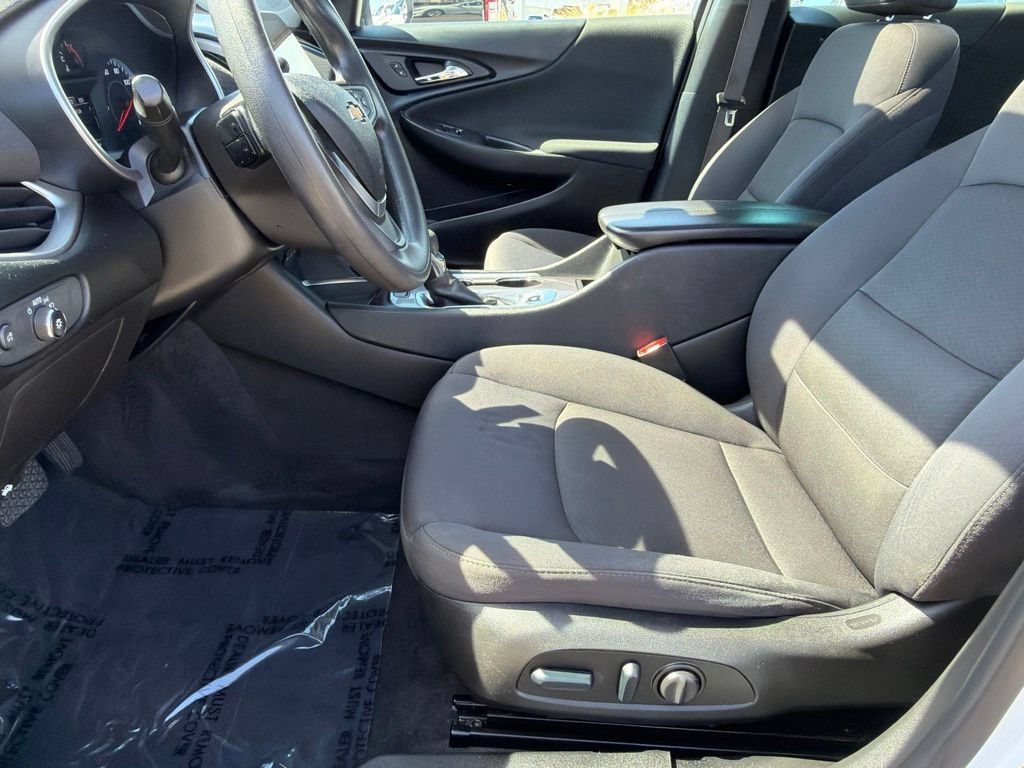 Used 2022 Chevrolet Malibu LT FWD image 22
