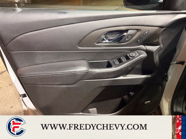 Used 2023 Chevrolet Traverse Premier w/ Redline Edition AWD/4WD image 19