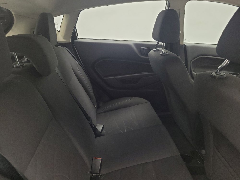 Used 2019 Ford Fiesta SE FWD image 19