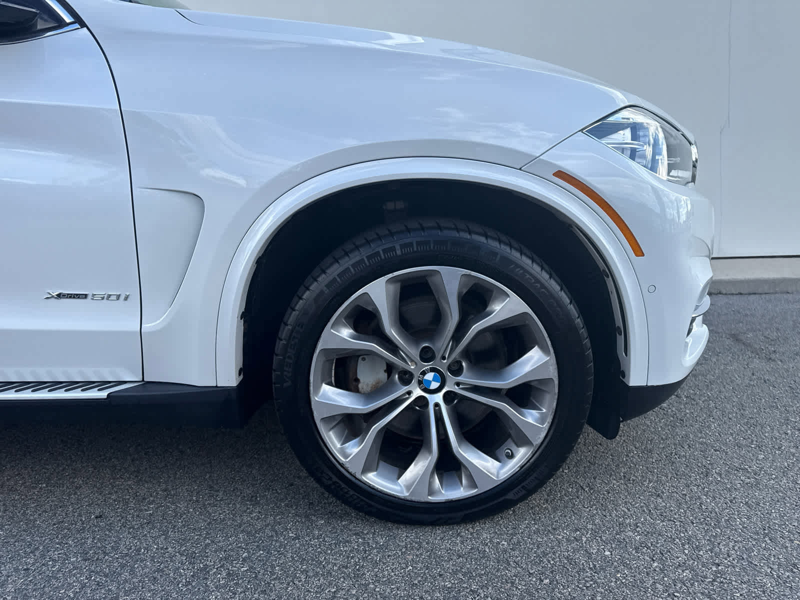 Used 2018 BMW X5 xDrive50i image 9