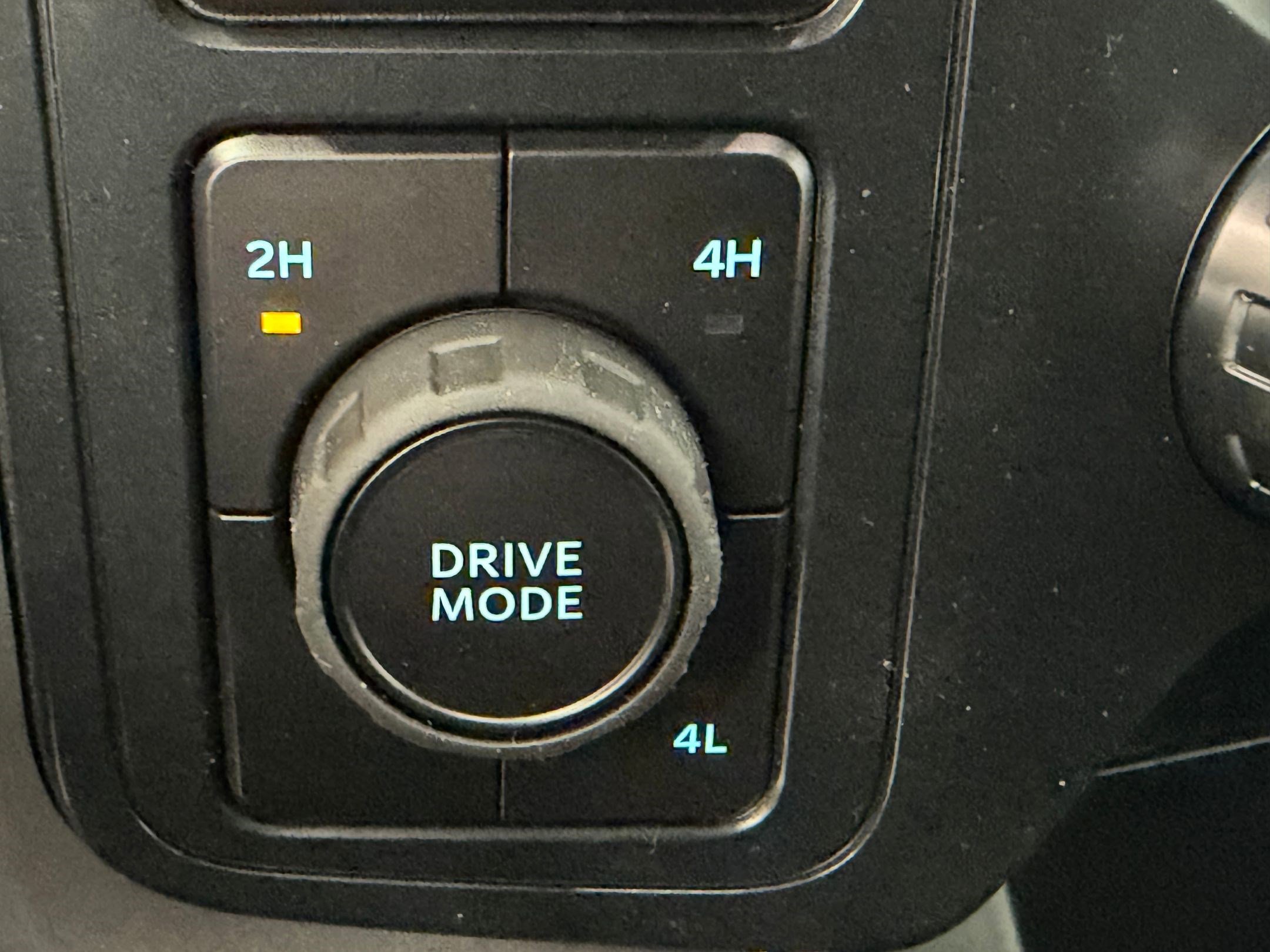 New 2026 Ford F150 XLT w/ Equipment Group 302A MID image 32