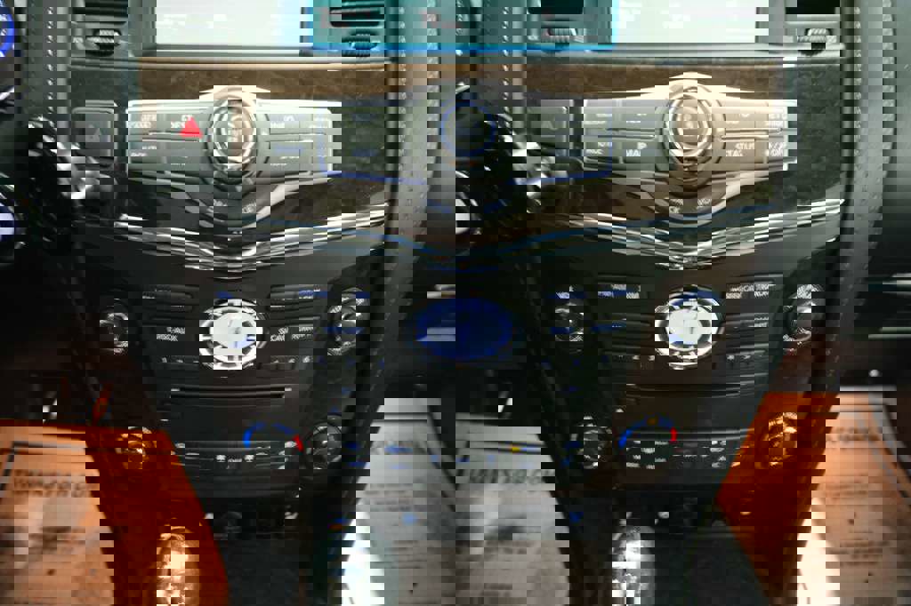 Used 2017 INFINITI QX80 image 31