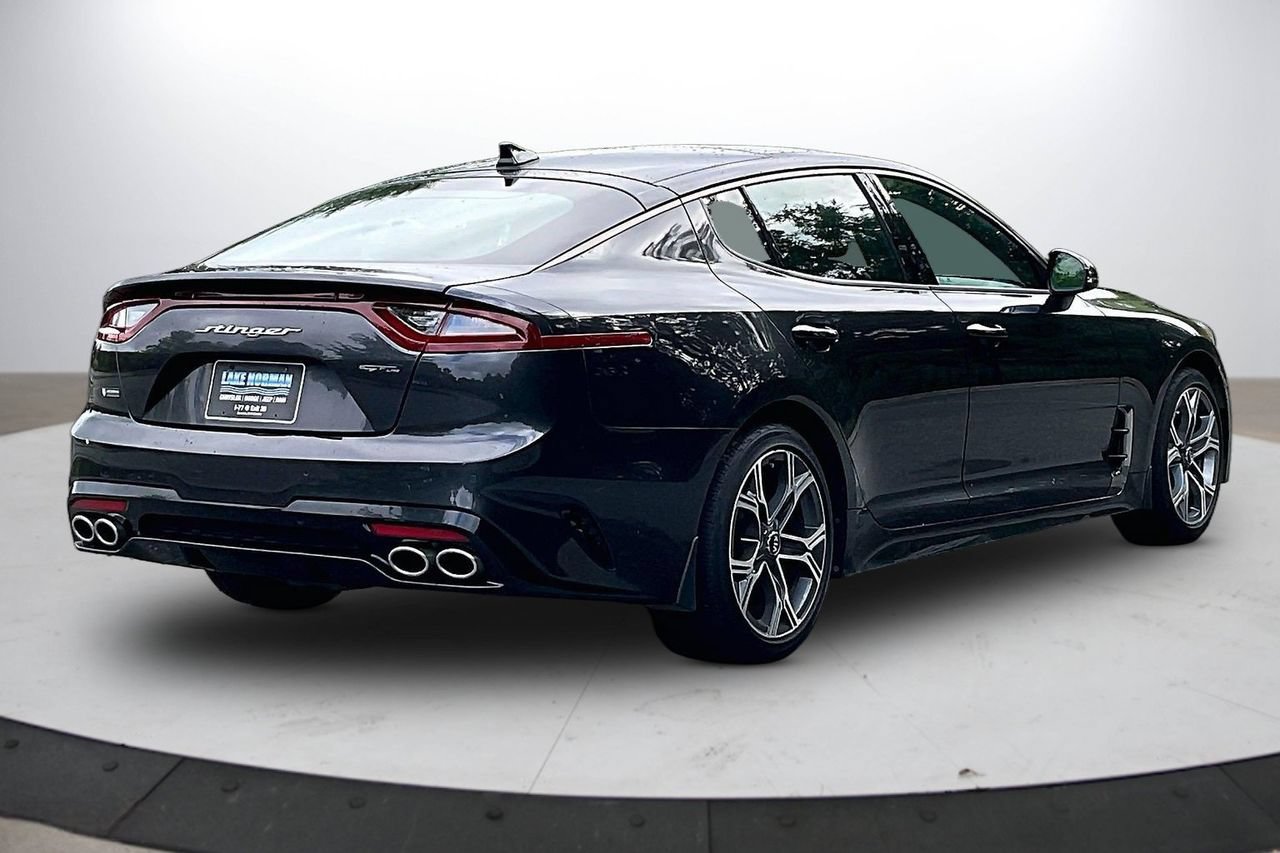 Used 2020 Kia Stinger GT-Line w/ Sun & Sound Package RWD image 8