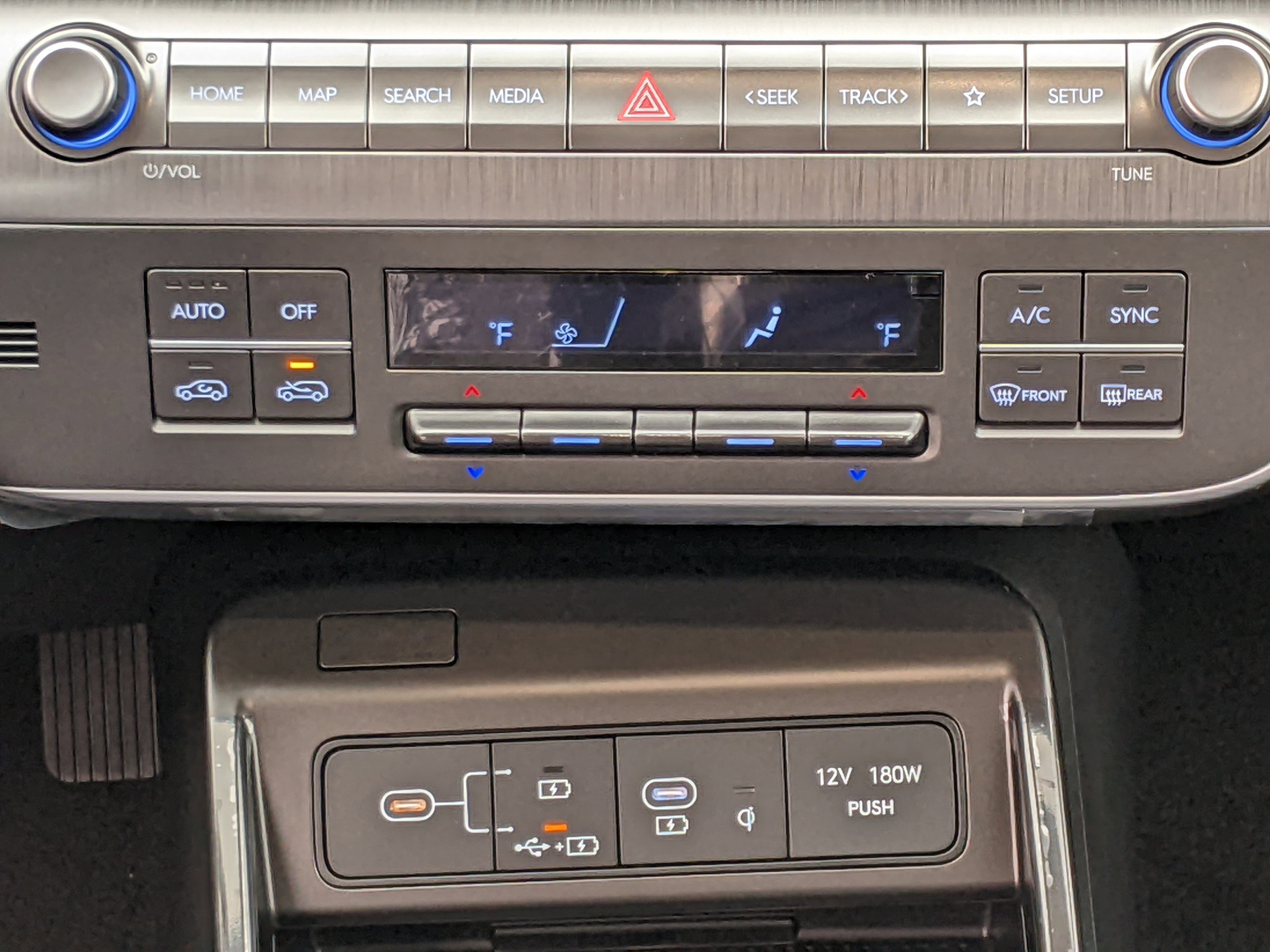 New 2025 Hyundai Kona SEL image 17