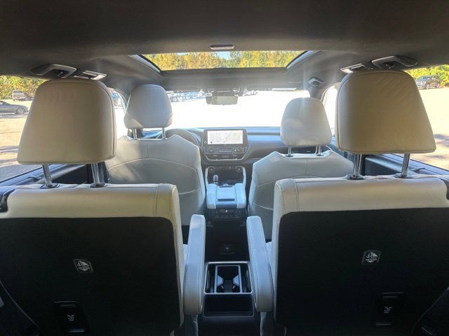 Used 2026 Toyota Grand Highlander AWD Hybrid image 14