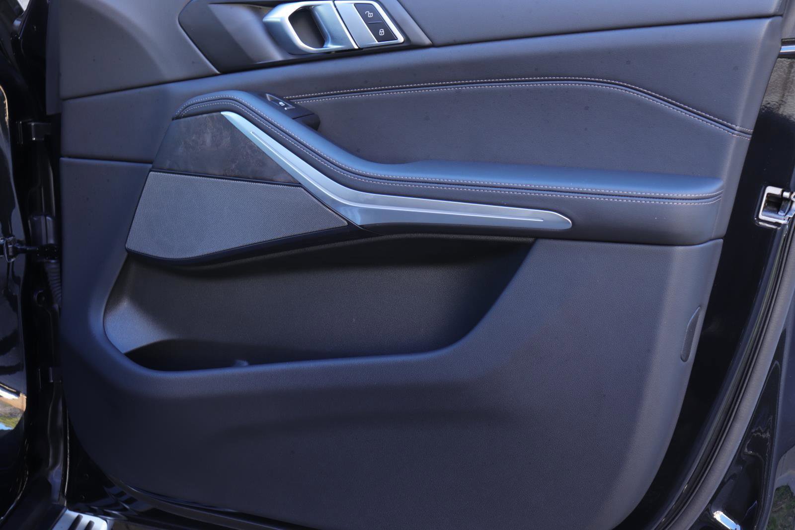 Used 2025 BMW X5 xDrive40i w/ Premium Package image 20