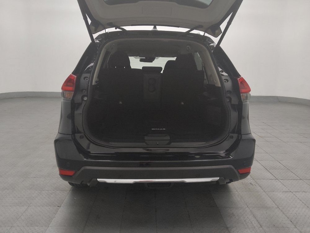 Used 2020 Nissan Rogue SV FWD image 29