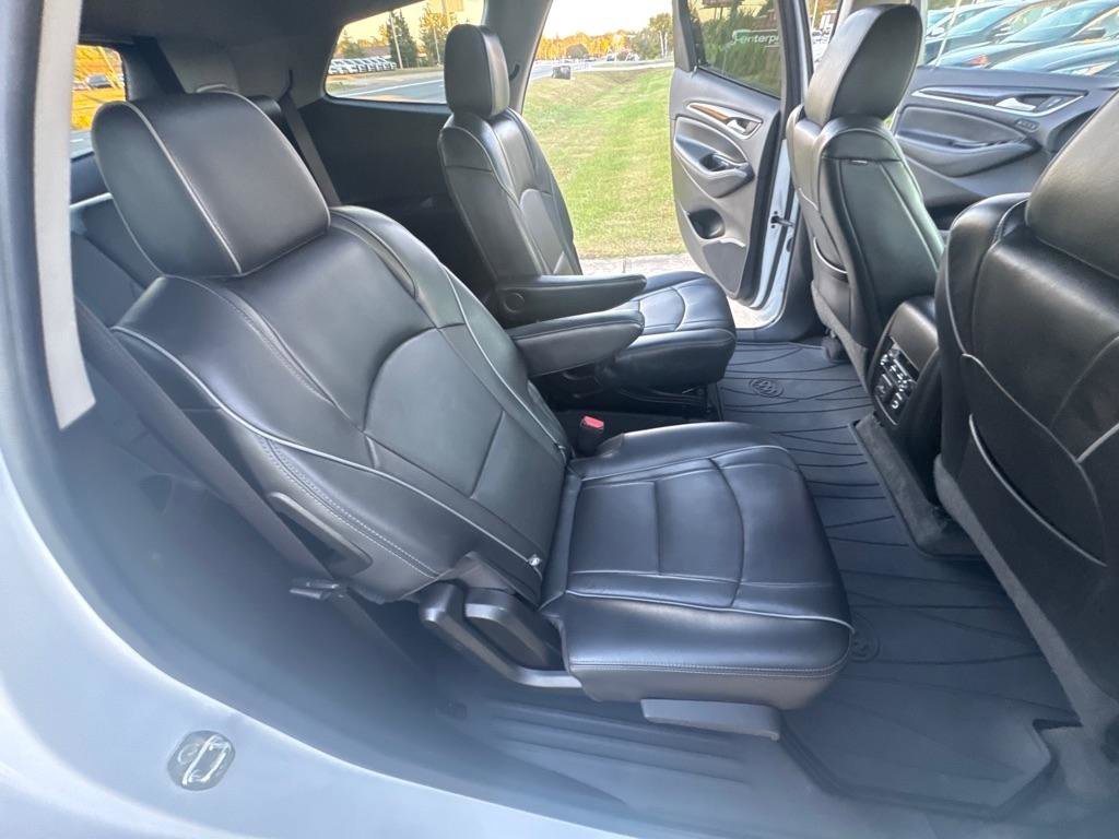 Used 2020 Buick Enclave Avenir w/ Avenir Technology Package AWD/4WD image 21