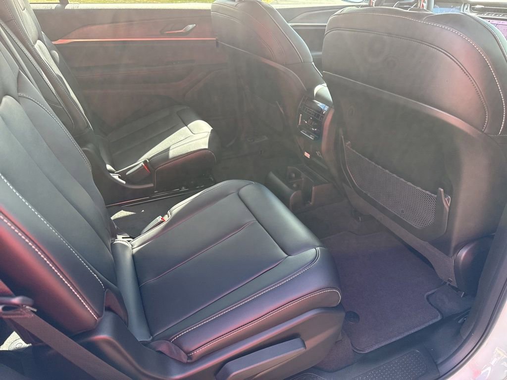 New 2025 Jeep Grand Cherokee L Limited w/ Black Appearance Package image 16