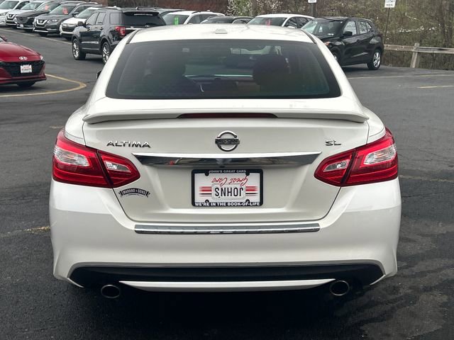 Used 2017 Nissan Altima 2.5 SL w/ 2.5 Technology Package FWD image 6