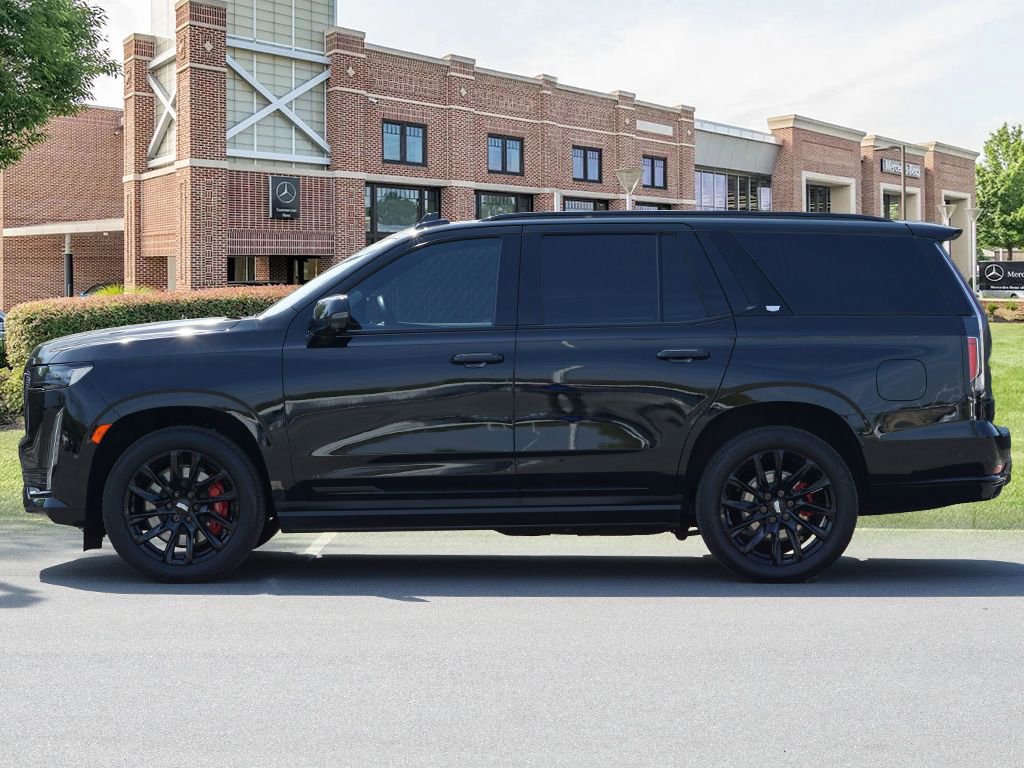 Used 2022 Cadillac Escalade Sport Platinum w/ LPO, ONYX Package image 8