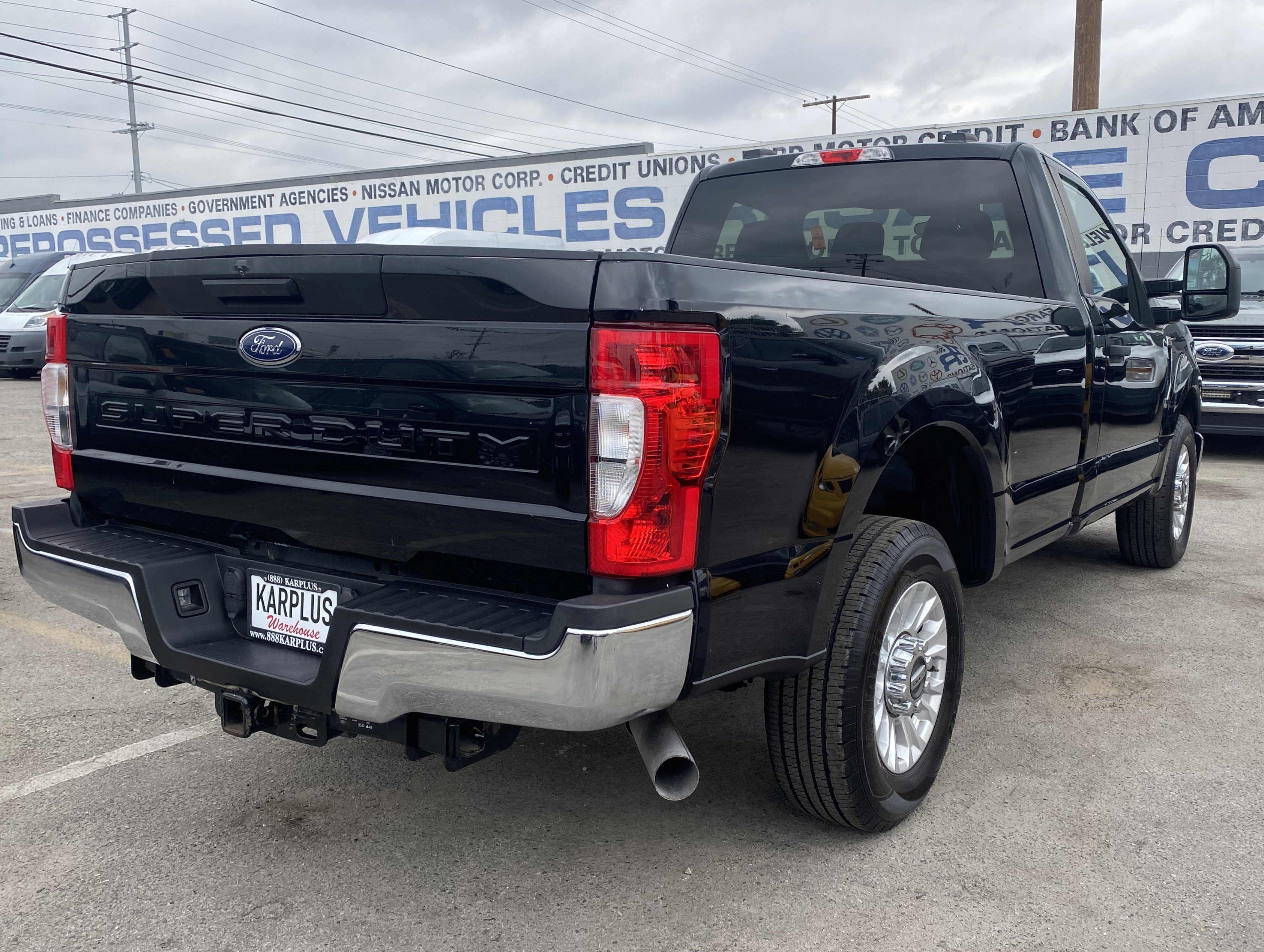 Used 2021 Ford F250 XL w/ STX Appearance Package image 9