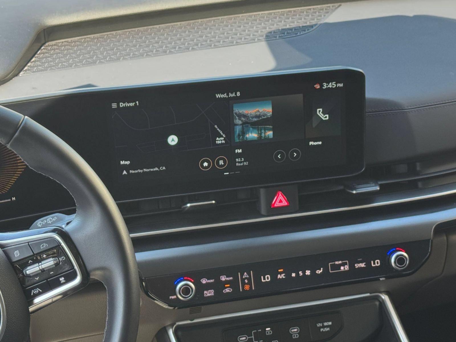 Used 2026 Kia Carnival FWD image 16