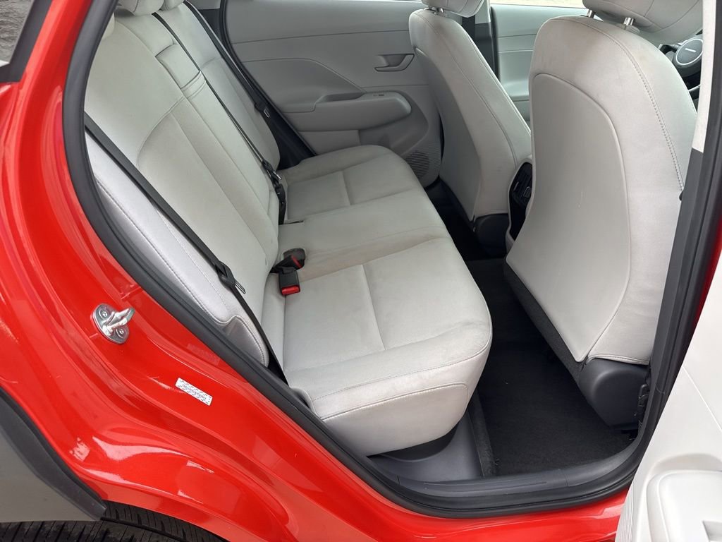 Used 2024 Hyundai Kona SEL FWD image 25