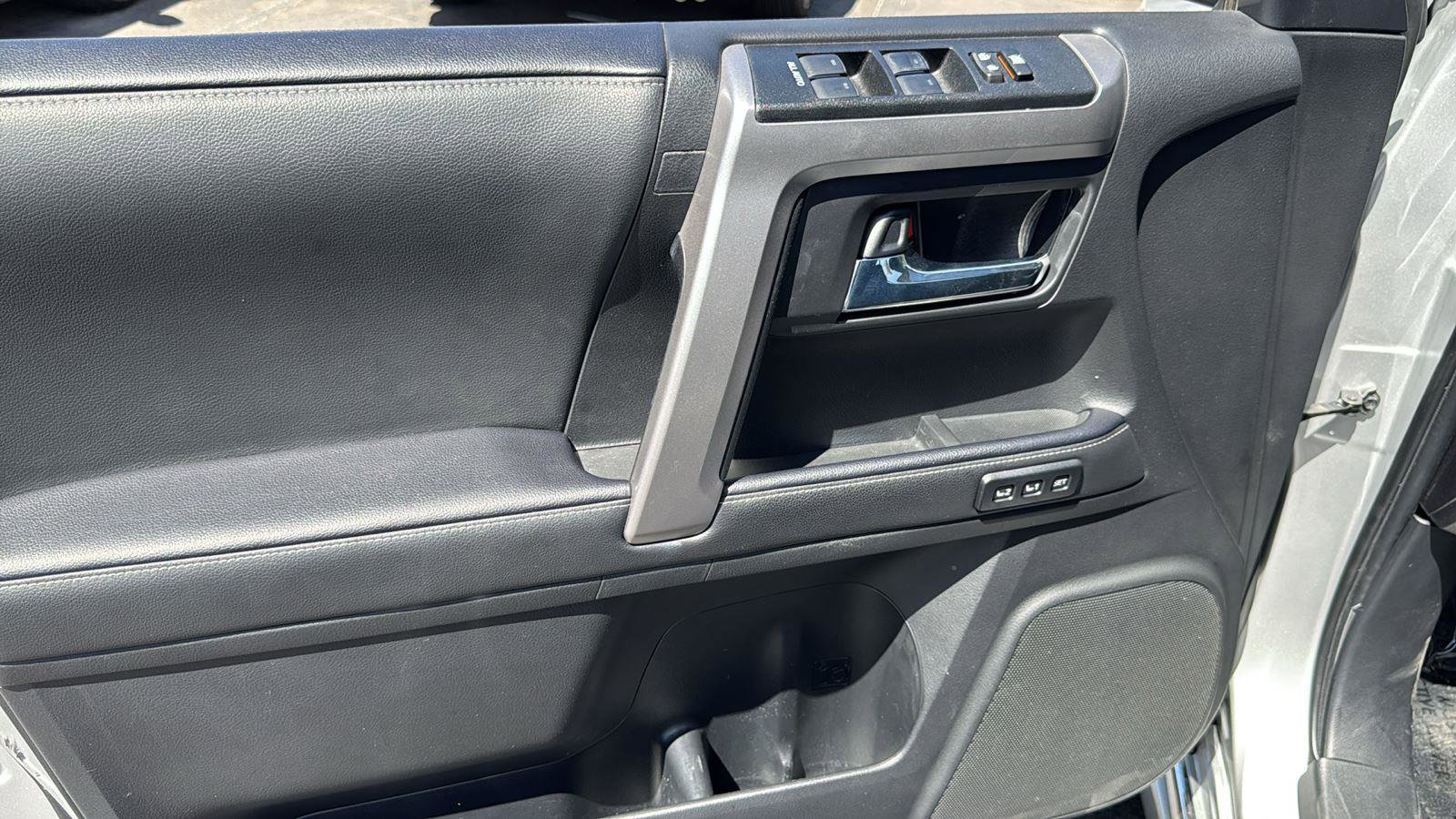 Used 2023 Toyota 4Runner Limited image 7