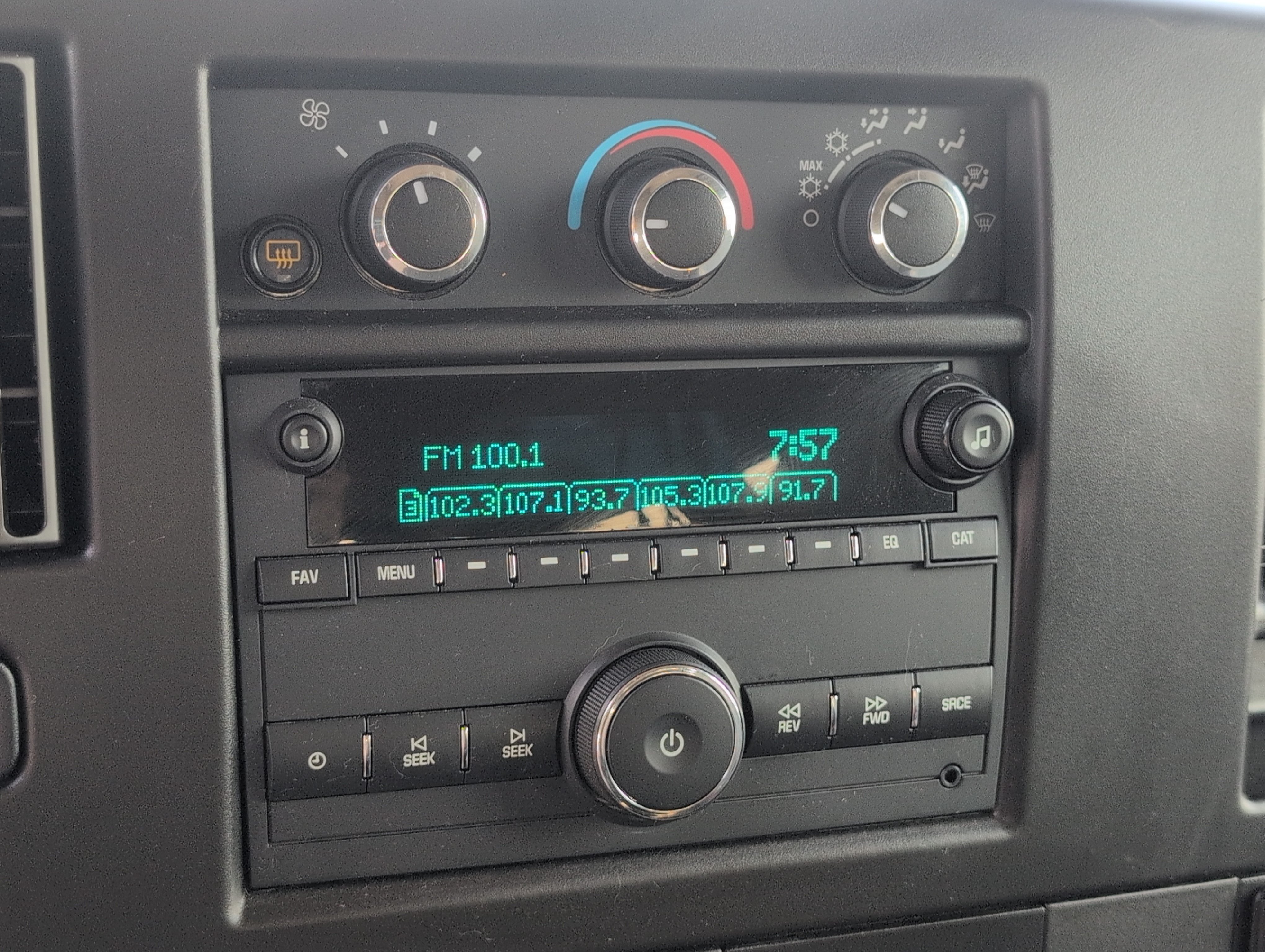 Used 2022 Chevrolet Express 3500 LS RWD image 18