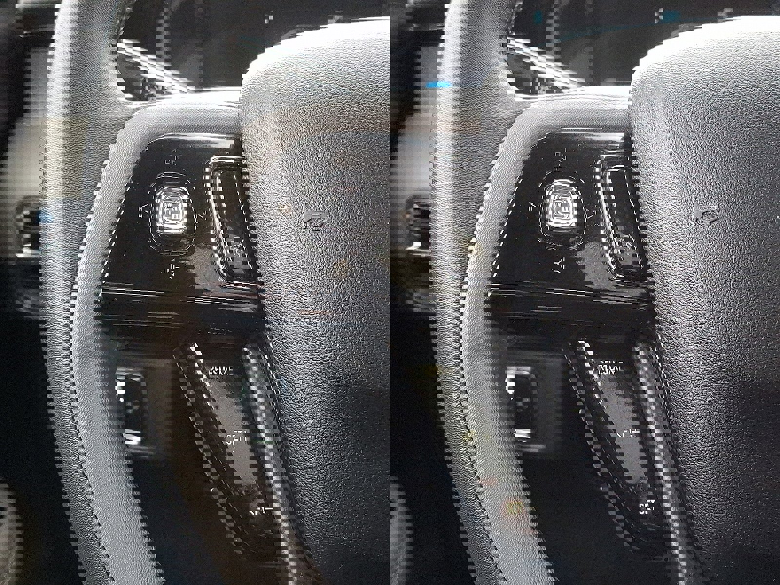 Used 2023 Lincoln Corsair AWD w/ Equipment Group 101A image 23