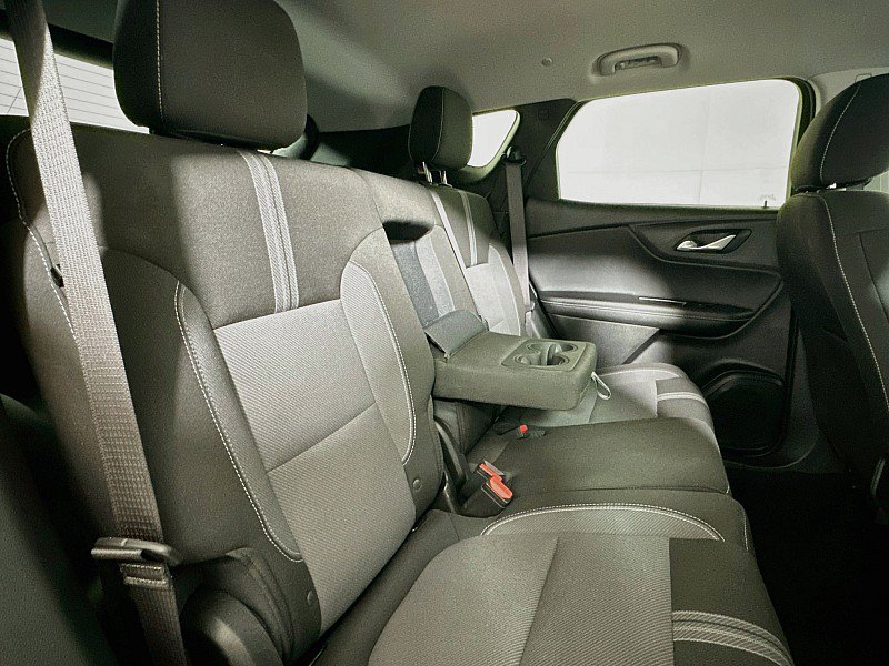 Used 2025 Chevrolet Blazer LT FWD image 26