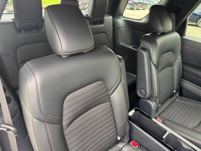 Used 2023 Nissan Pathfinder Rock Creek AWD/4WD image 32
