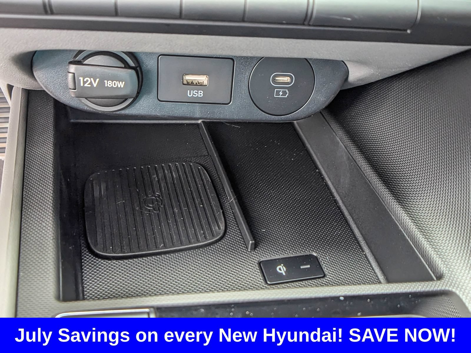 New 2025 Hyundai Elantra SEL FWD image 32