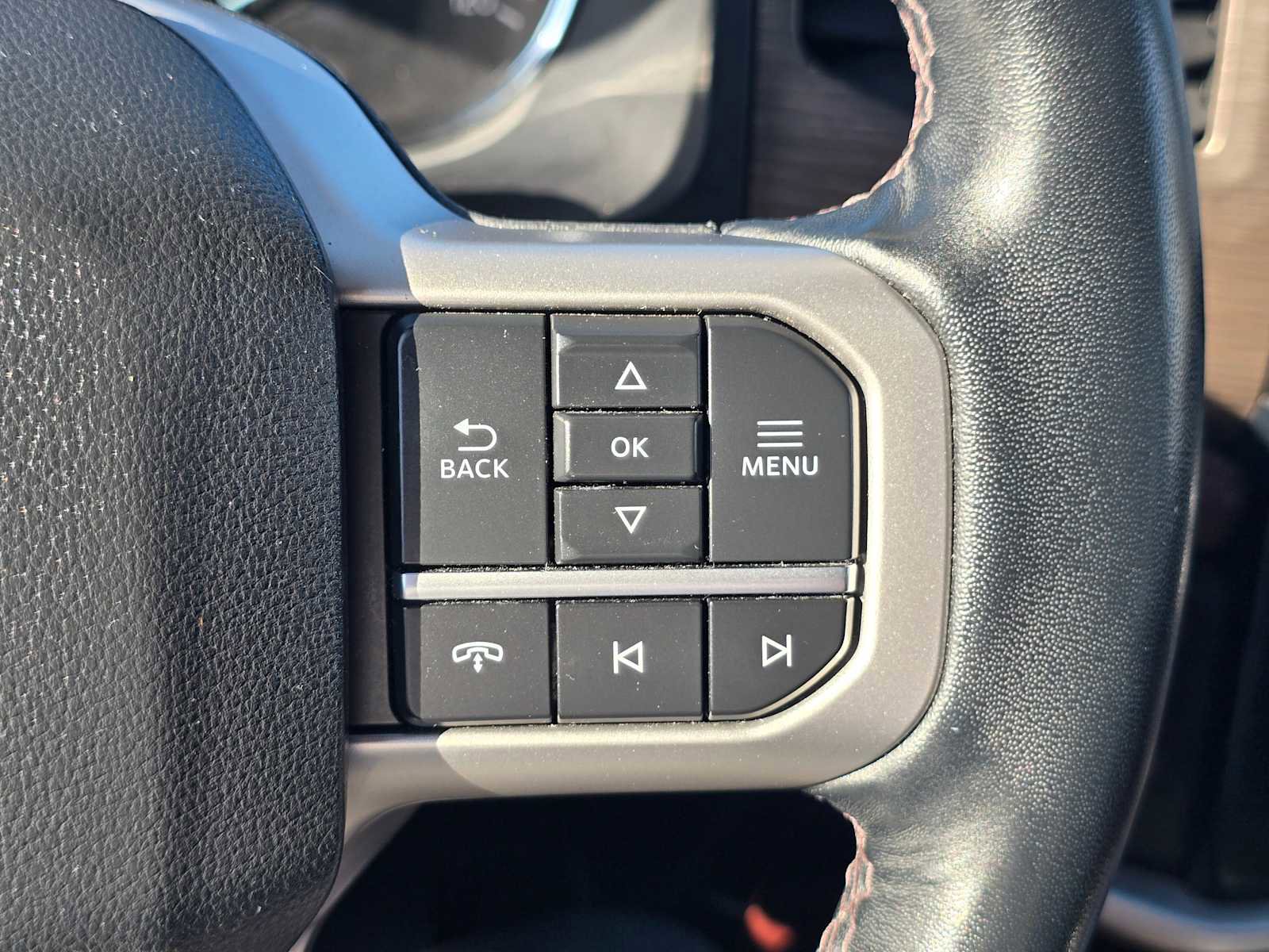 Used 2024 Ford Expedition Limited image 34