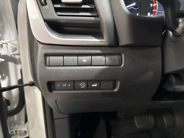Certified 2023 Nissan Rogue SV w/ SV Premium B Package AWD/4WD image 20