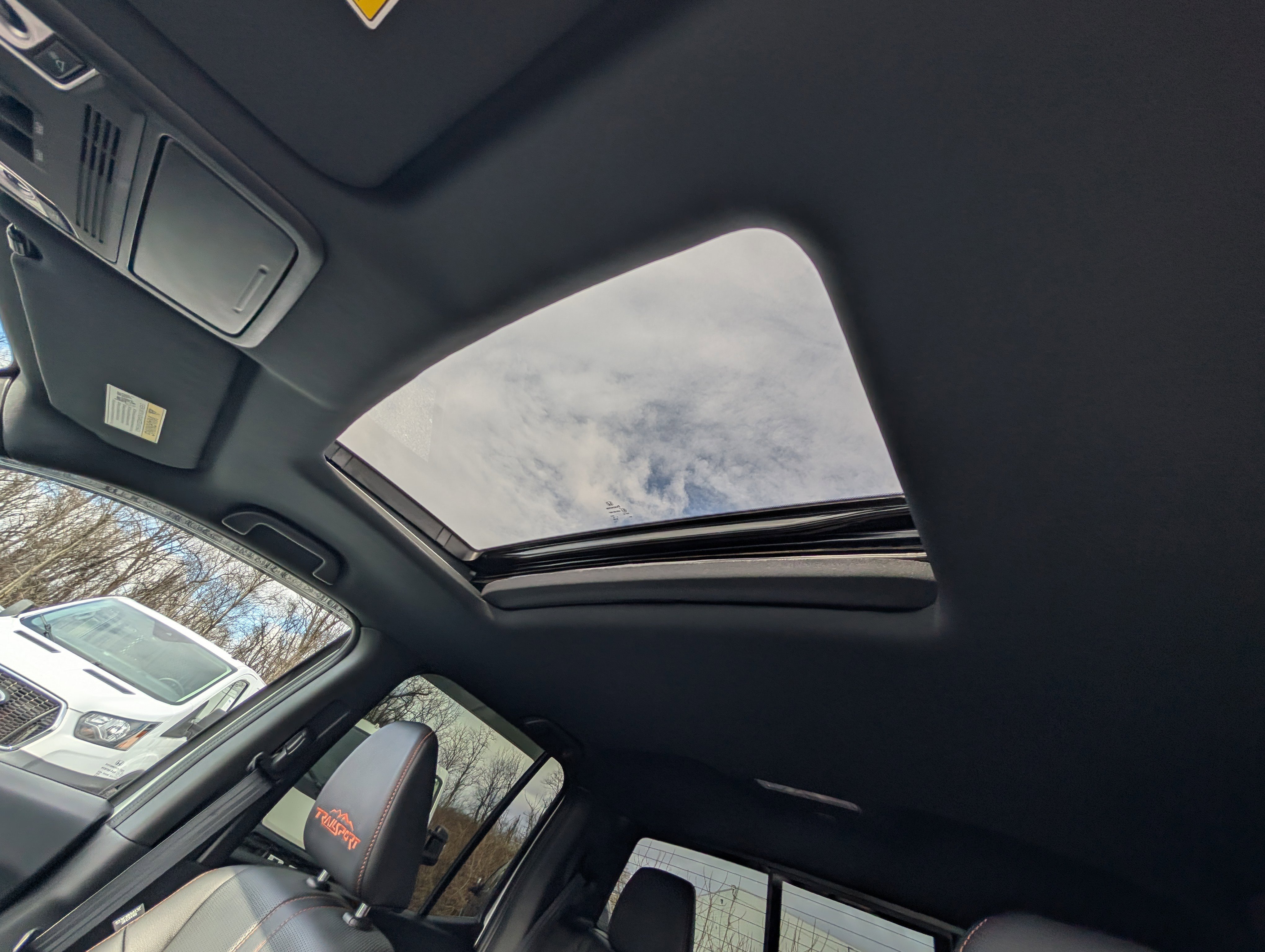 Used 2025 Honda Ridgeline TrailSport image 31