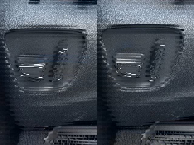 Used 2024 Toyota Sienna LE image 26