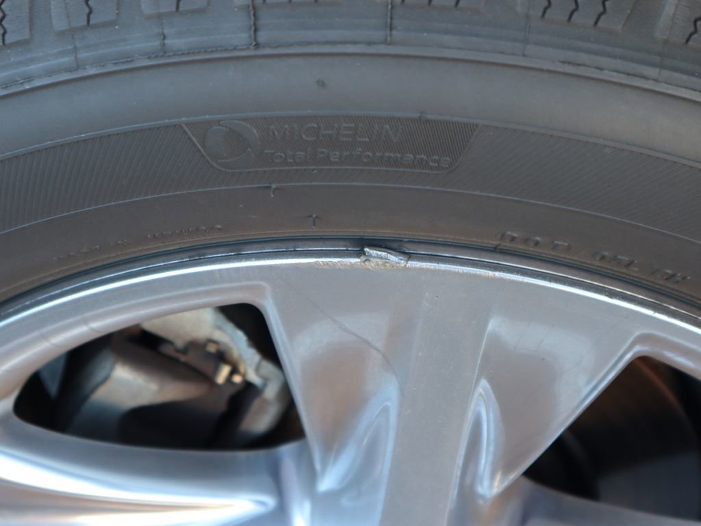 Used 2014 Toyota Highlander Limited image 27