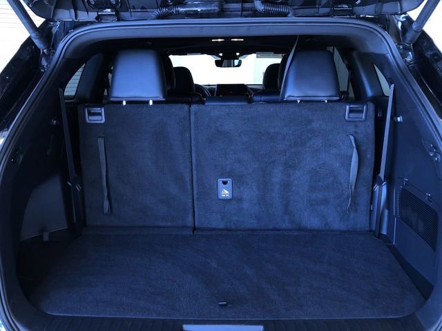 Certified 2025 Toyota Highlander XSE AWD/4WD image 31
