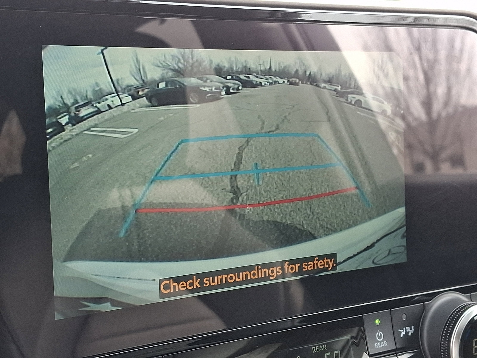 Used 2023 Toyota Highlander XLE image 18