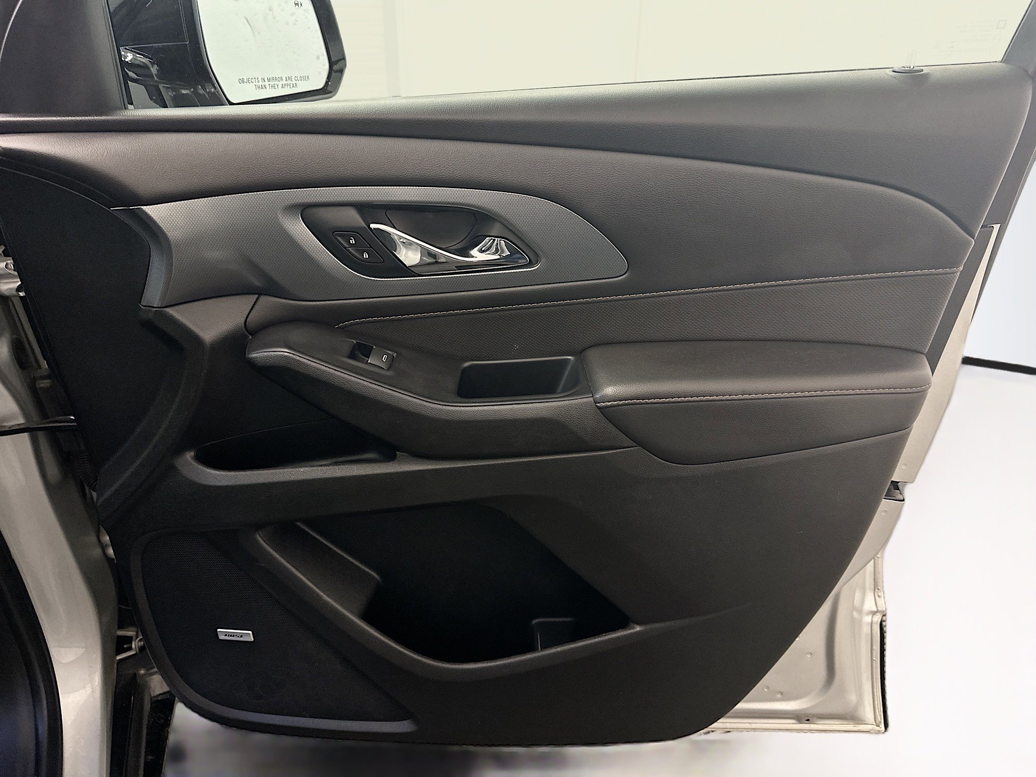 Used 2020 Chevrolet Traverse Premier w/ Redline Edition image 36