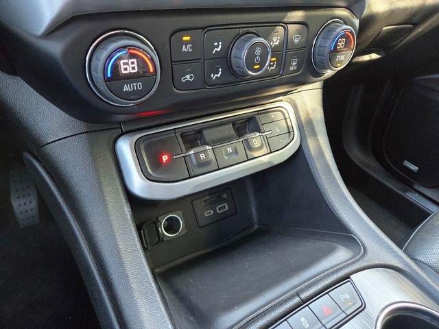 Used 2023 GMC Acadia SLT image 21