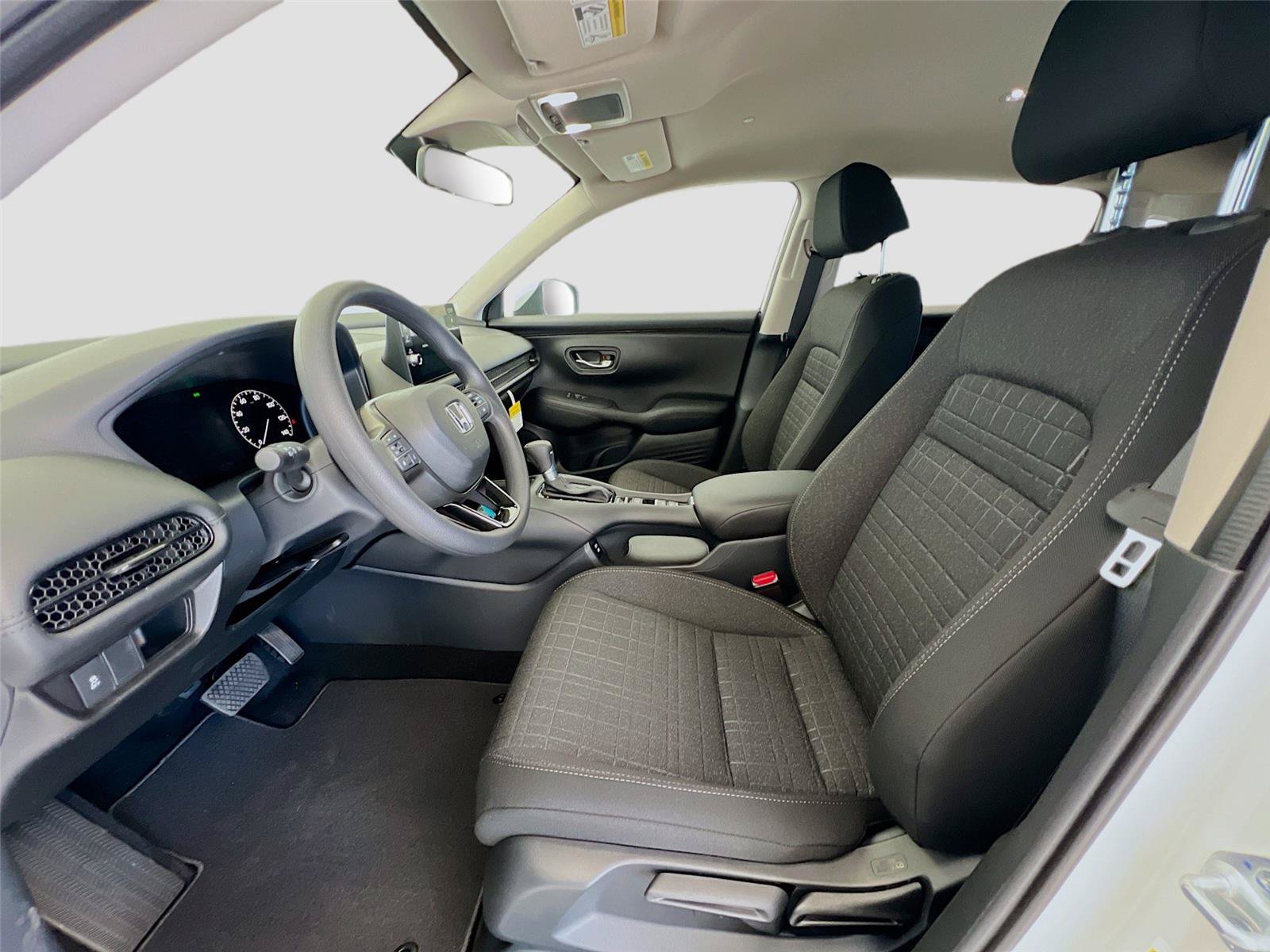 New 2027 Honda HR-V LX image 5