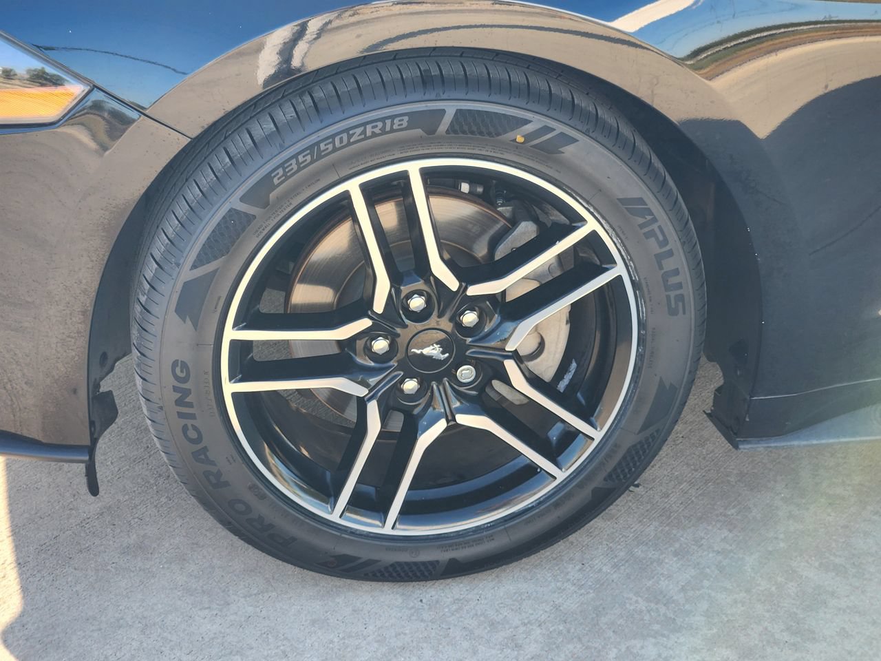Used 2020 Ford Mustang Premium RWD image 11