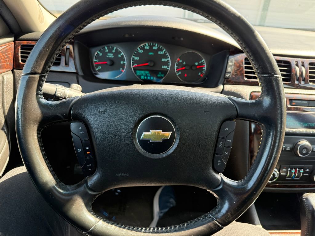 Used 2013 Chevrolet Impala LT w/ LT Sunroof Package FWD image 22