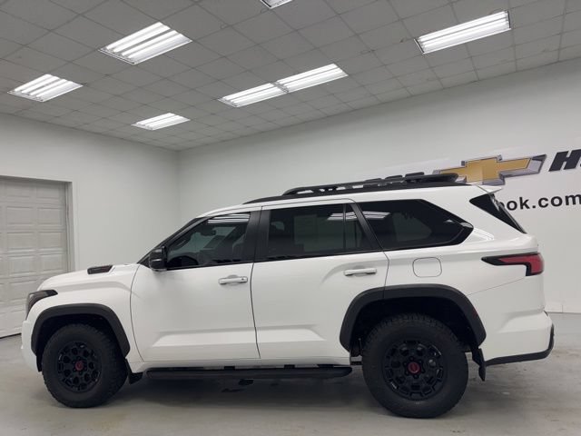 Used 2024 Toyota Sequoia TRD Pro AWD/4WD image 8