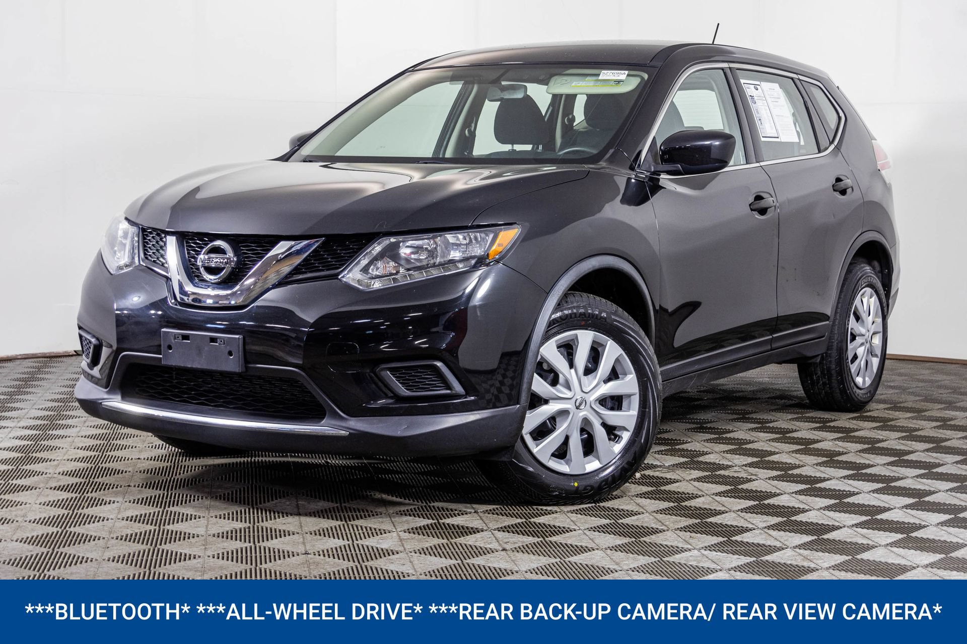 Used 2016 Nissan Rogue S AWD/4WD image 2