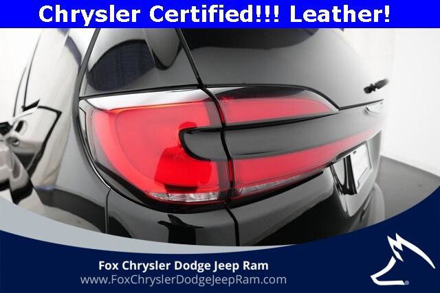 Certified 2024 Chrysler Pacifica Touring-L image 32
