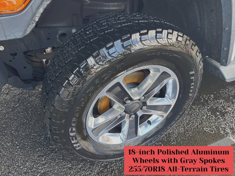 Used 2019 Jeep Wrangler Unlimited Sahara AWD/4WD image 31