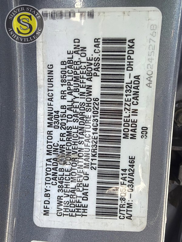 Used 2004 Toyota Matrix FWD image 27