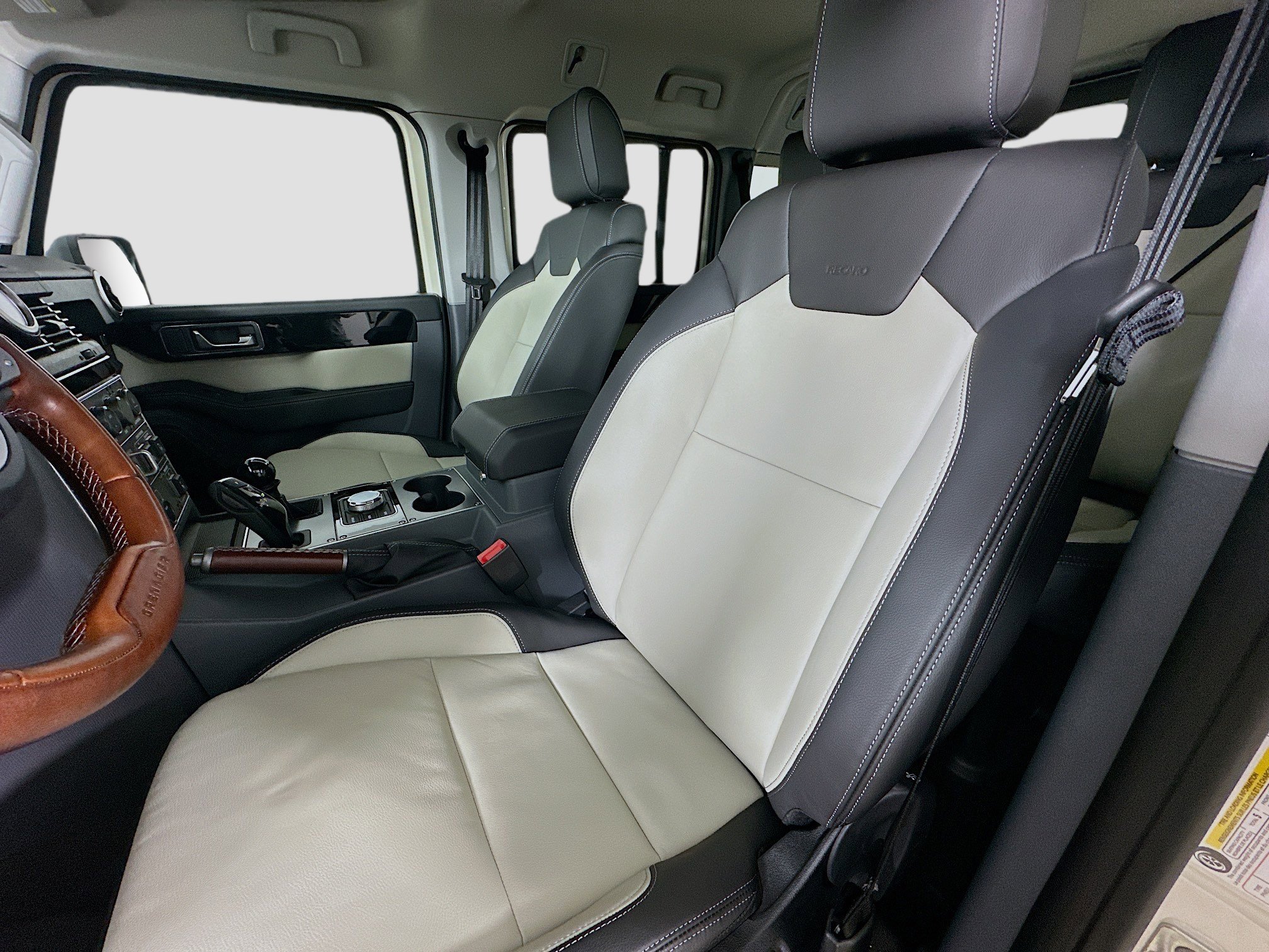 New 2025 INEOS Grenadier Fieldmaster Edition image 34