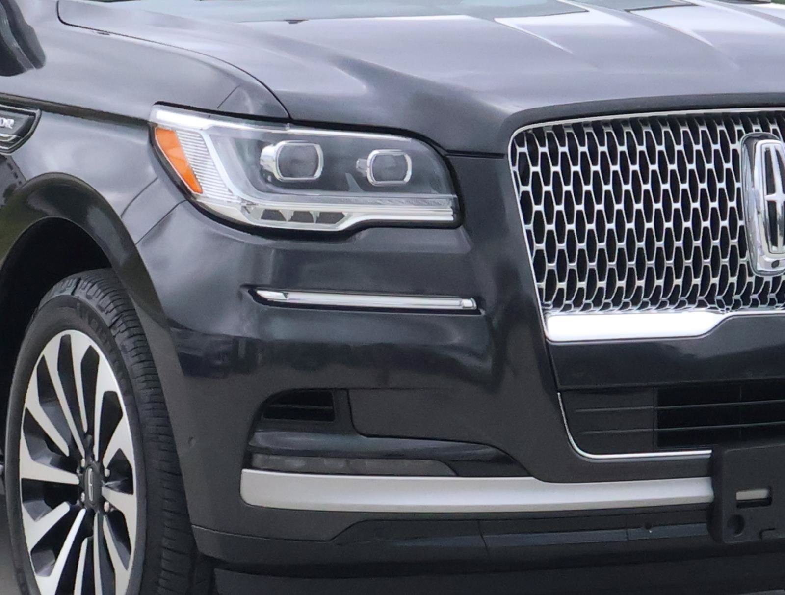 Used 2023 Lincoln Navigator Reserve RWD image 7